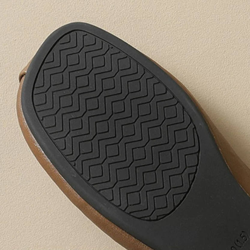 Round Toe Design Shoes