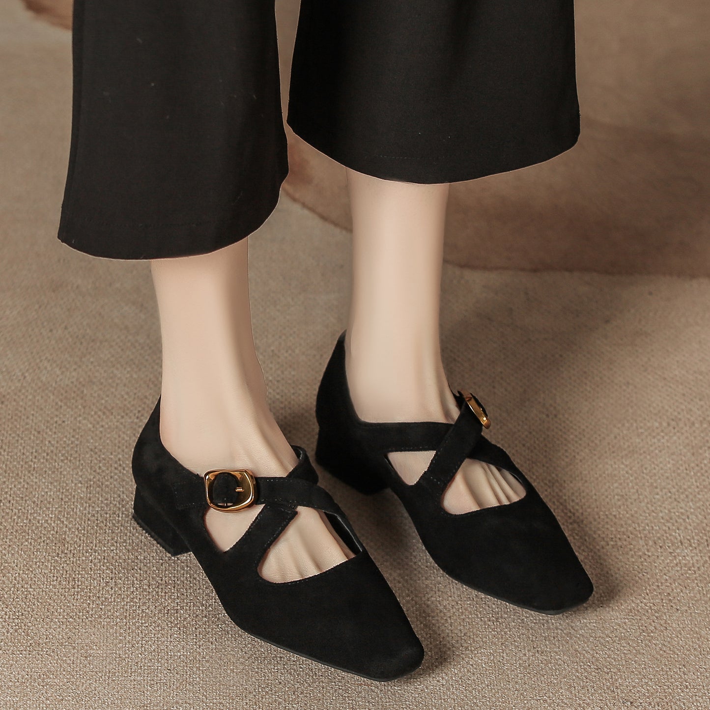 Low Heel Design Buckle Loafers