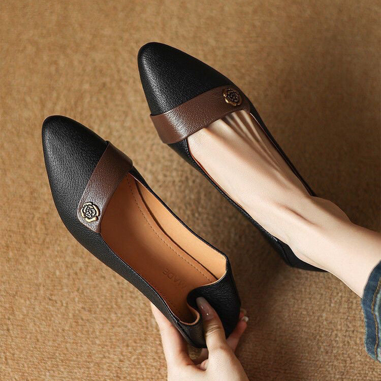 Design Pointed Toe Flats
