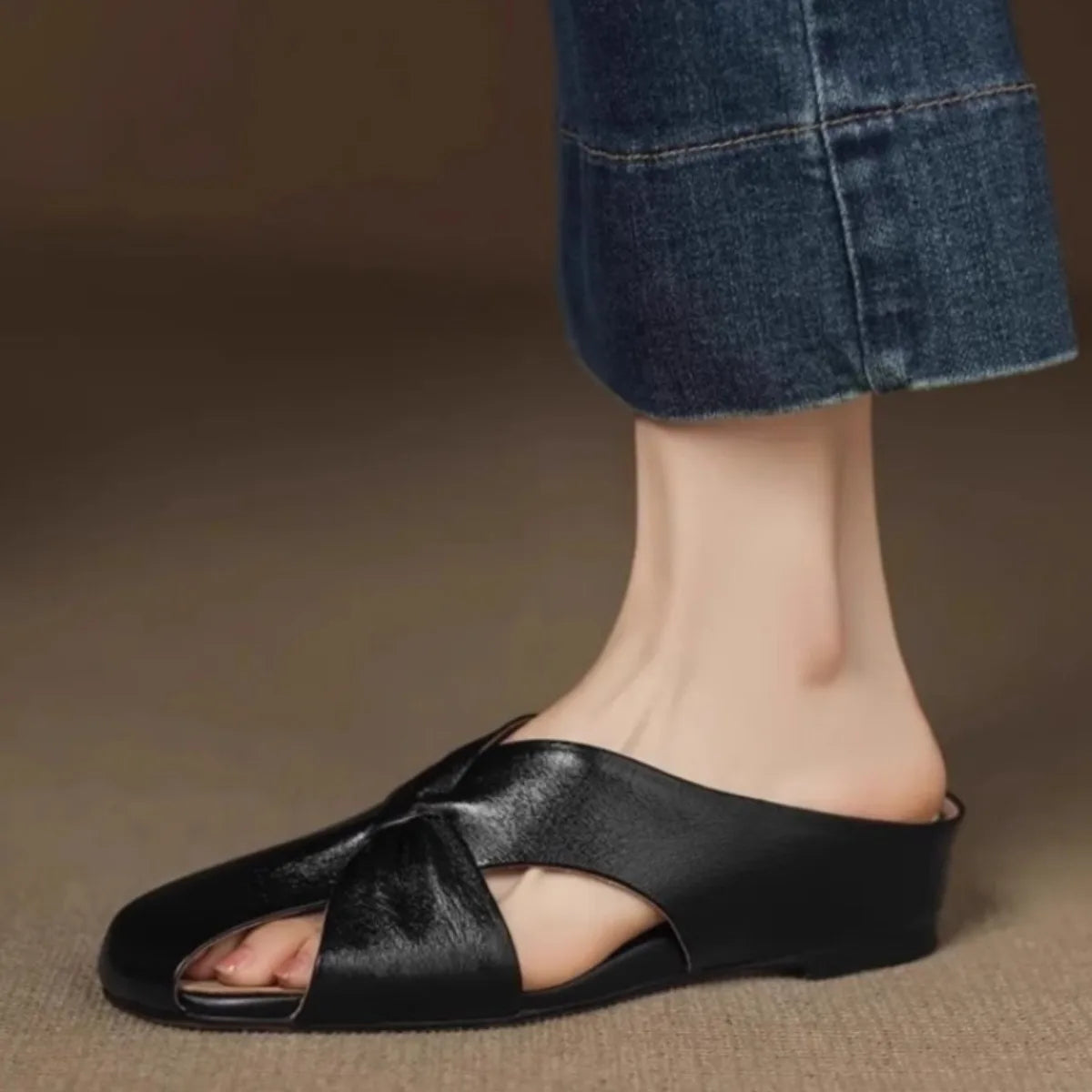 Closed Toe Slippers