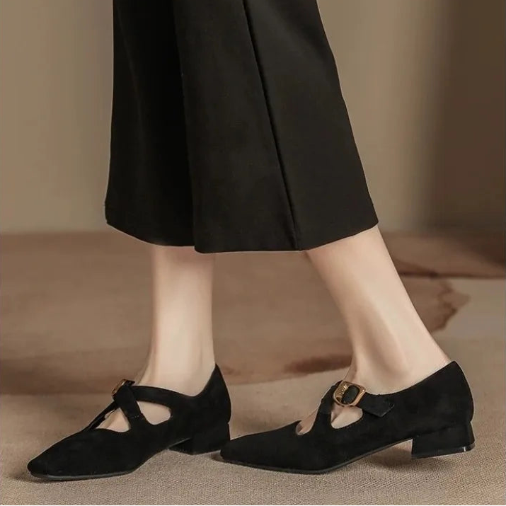 Low Heel Design Buckle Loafers