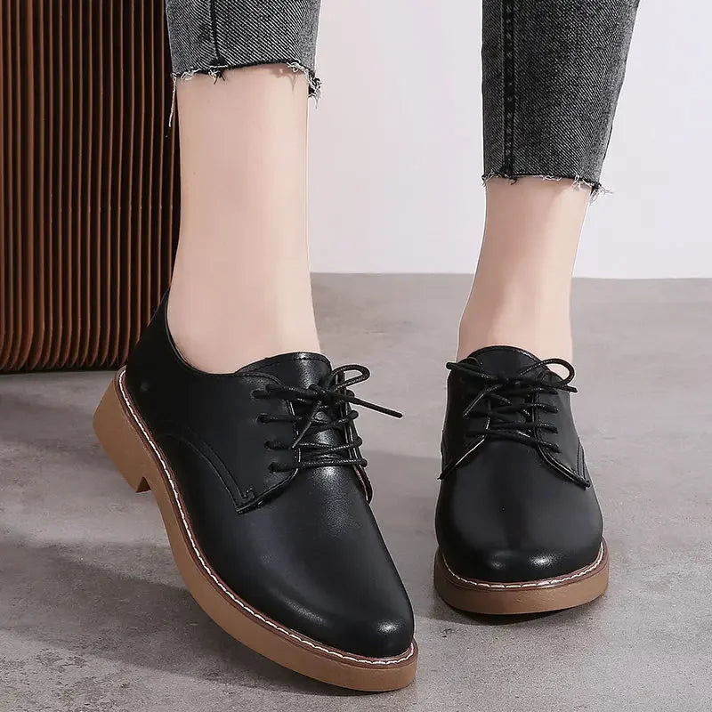 Low-Heel Derby Work Shoes