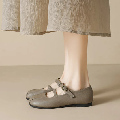 Round Toe Design Shoes