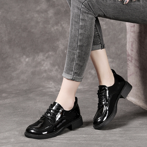 Low-Heel Moc-Toe Derby Shoes