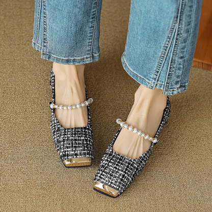 Design Buckle Flats