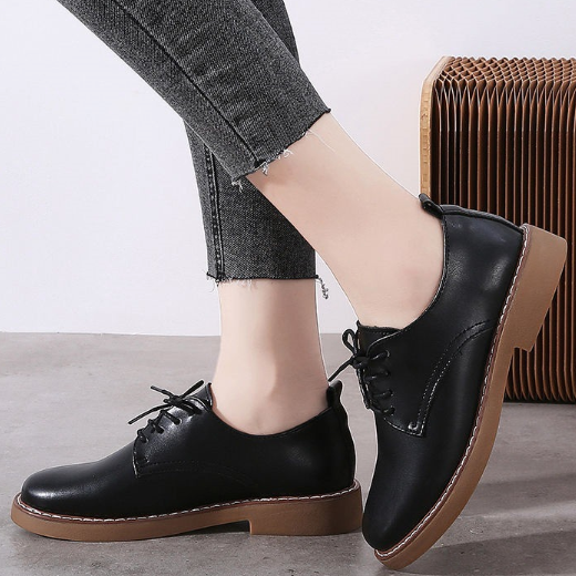 Low-Heel Derby Work Shoes