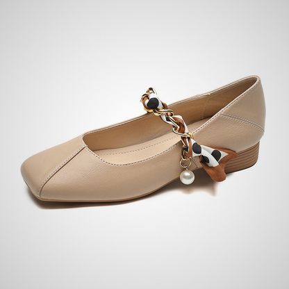 Pearl Design Low Heel Shoes